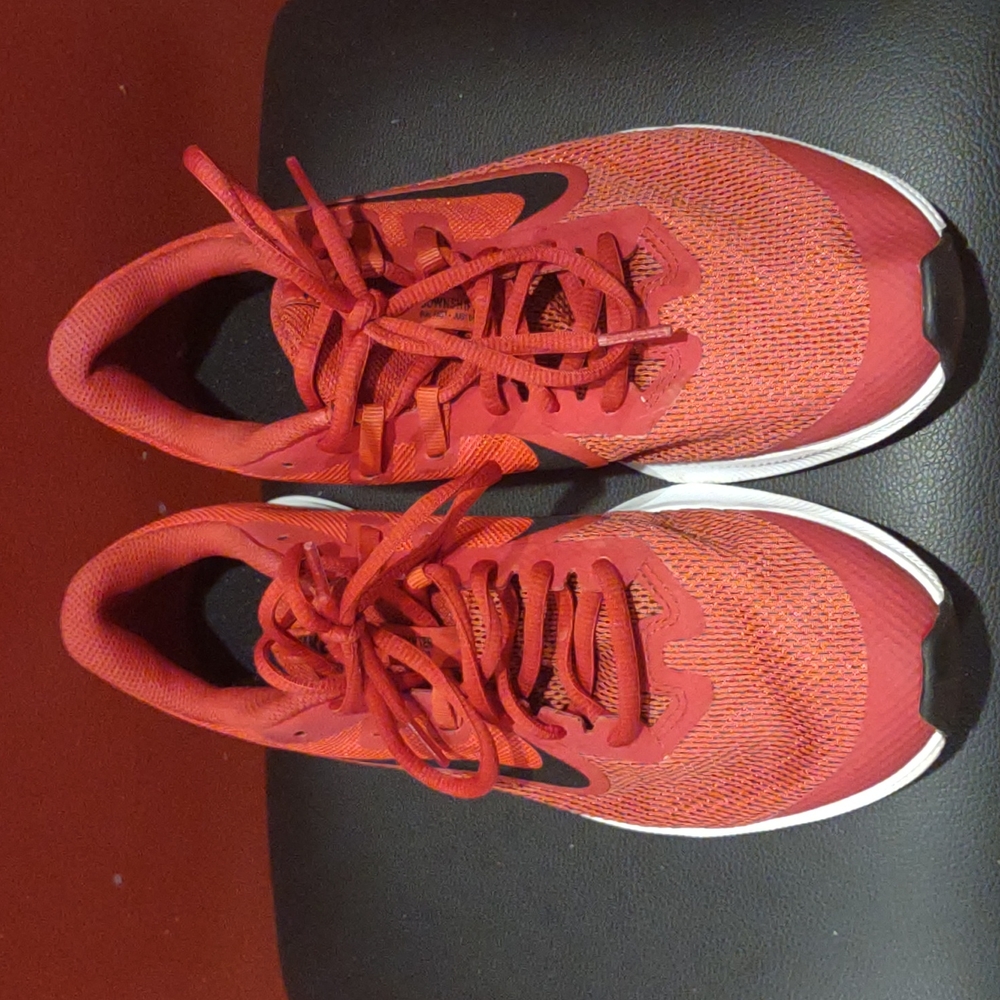 Nike Boy's Downshifter 9 Sneakers Size 7Y